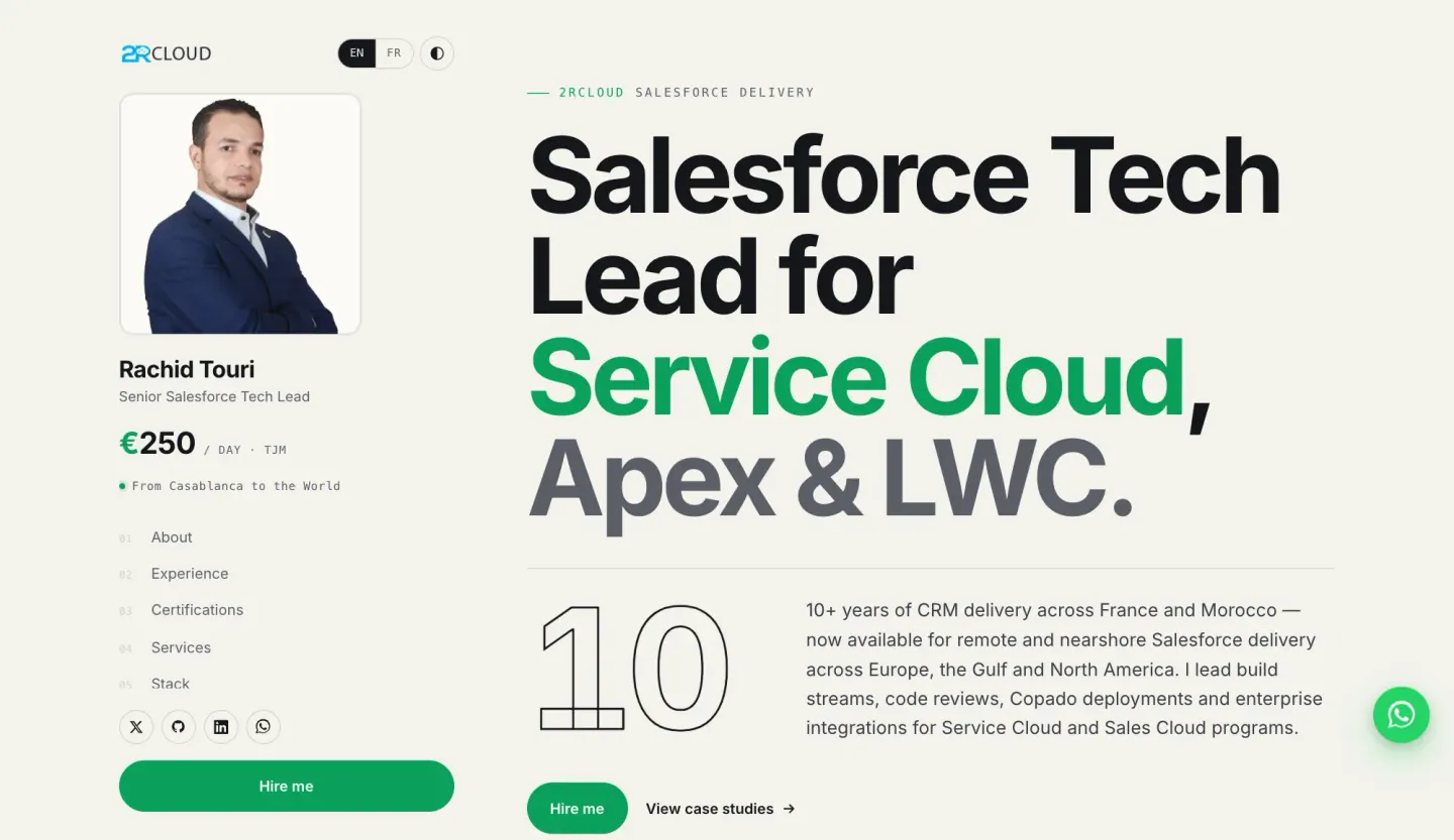 2RCLOUD Salesforce consultancy website — light mode
